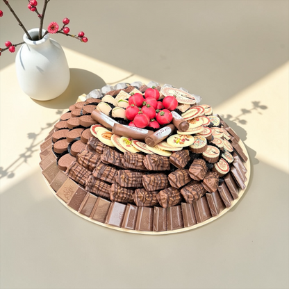 Luxury Bamboo VIP Platter – Giovanni Signature Chocolate Selection صحن بامبو فاخر VIP مع تشكيلة سيجنتشر من جيوفاني شوكليت