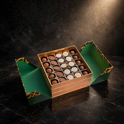 Arabesque Chocolate Box with three layers of chocolates, savouries, and petits fours | بوكس أرابيسك بثلاث طبقات من الشوكولاتة والموالح والبيتي فور